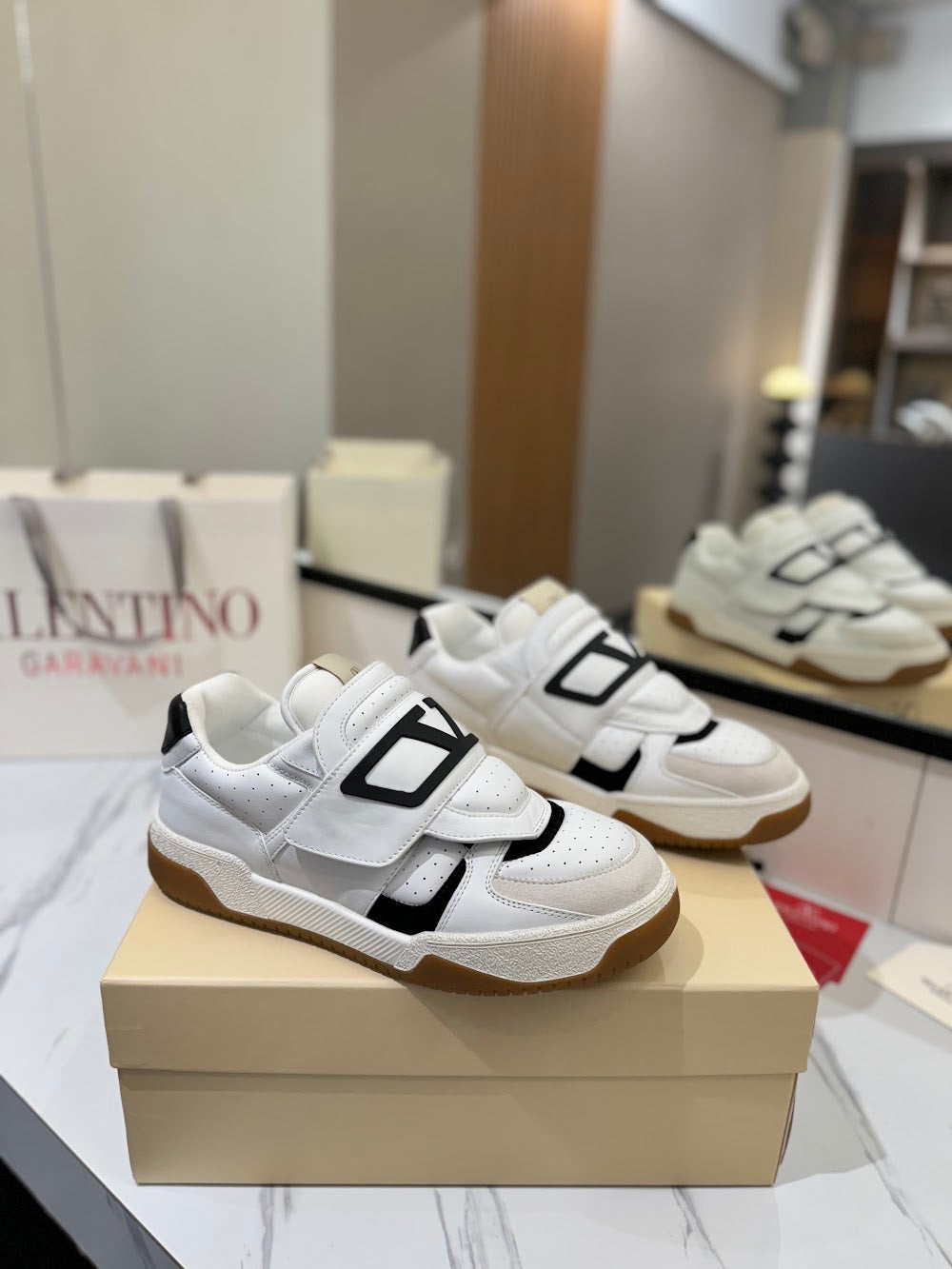 Dragons Bags Valentino Luxury Shoes --52671