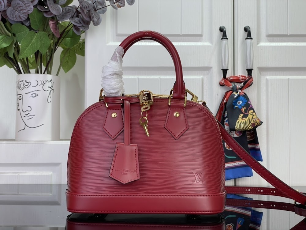 Dragons Bags ln Luxury Bag --97021
