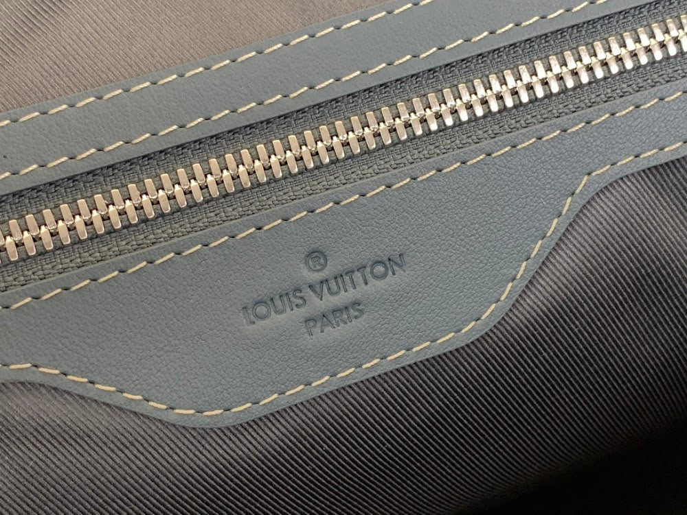 Dragons Bags ln Luxury Bag --68373