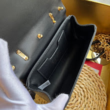 new-luxury-designer-bags-nm6870