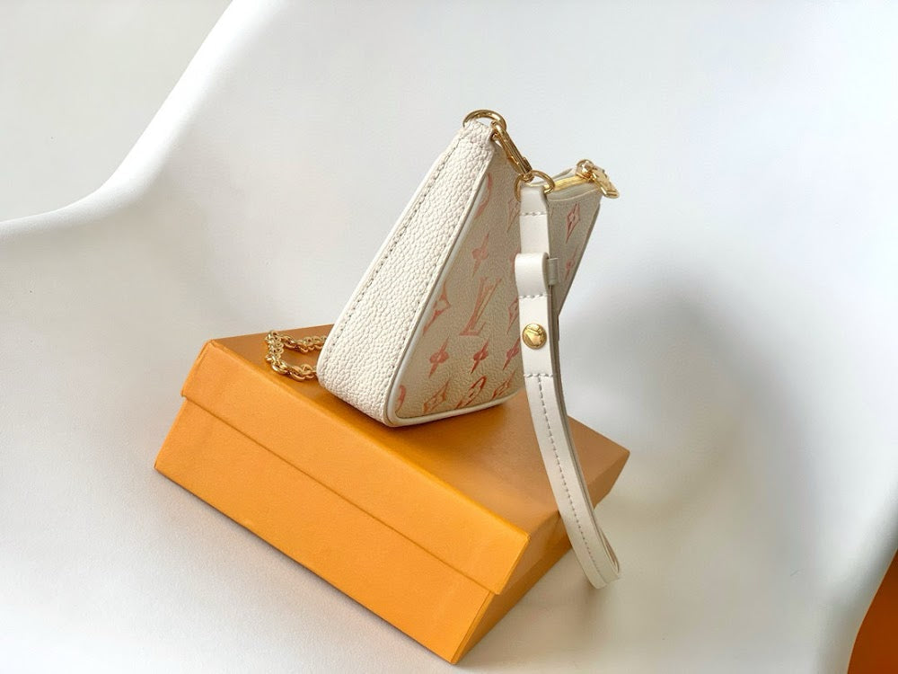 Dragons Bags ln Luxury Bag --81650