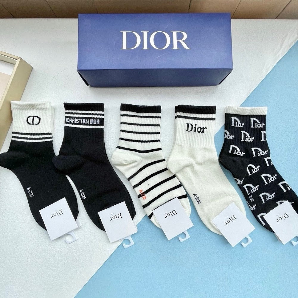 Dragons Bags Premium Luxury Socks --97645