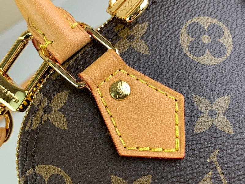Dragons Bags ln Luxury Bag --68981