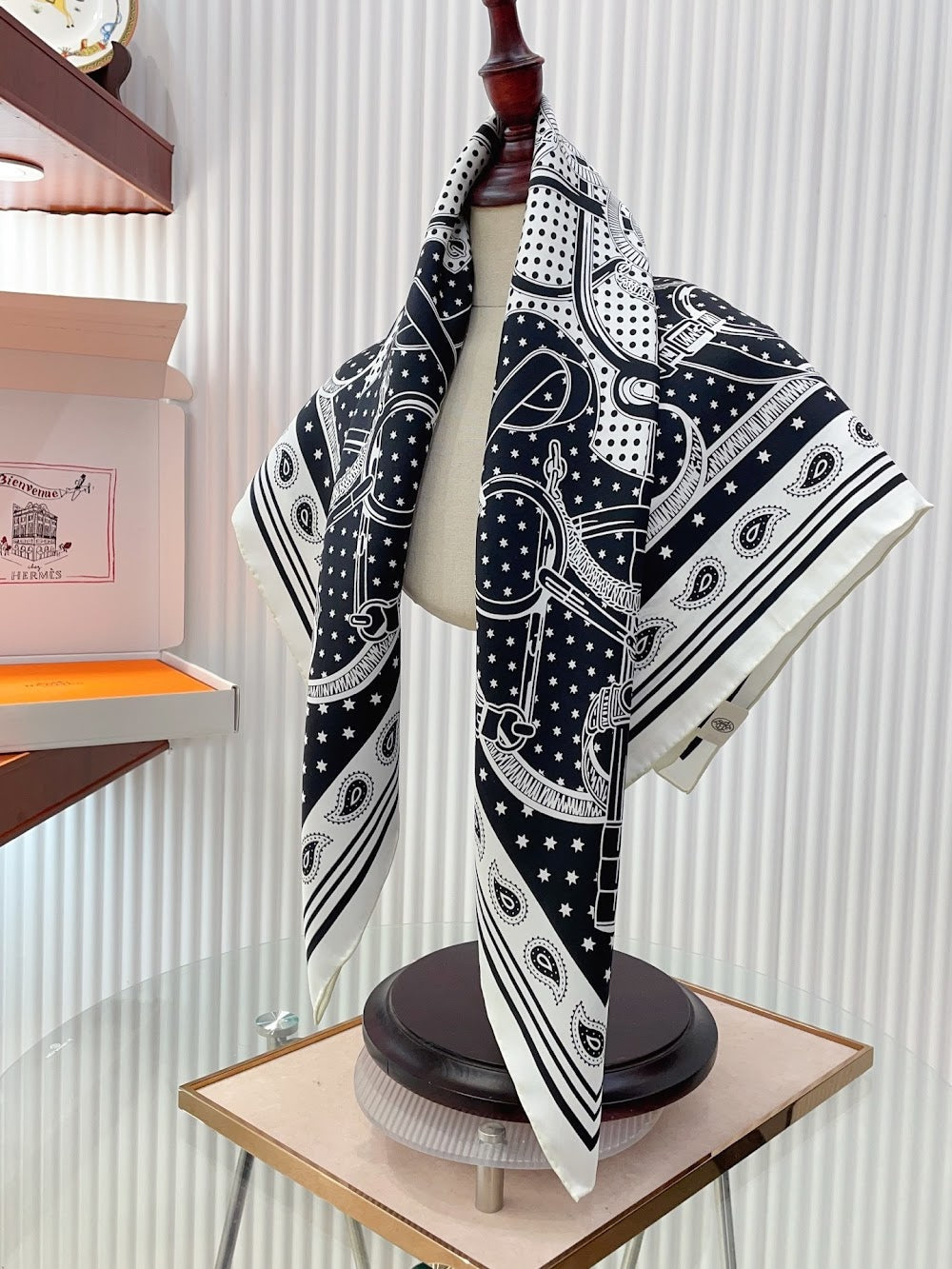 Dragons Bags Premium Designer Scarf --98843