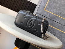 new-luxury-designer-bags-nm6211