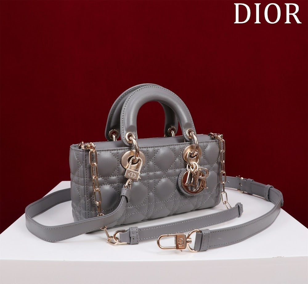 Dragons BagsDiorn Luxury Bag --114759