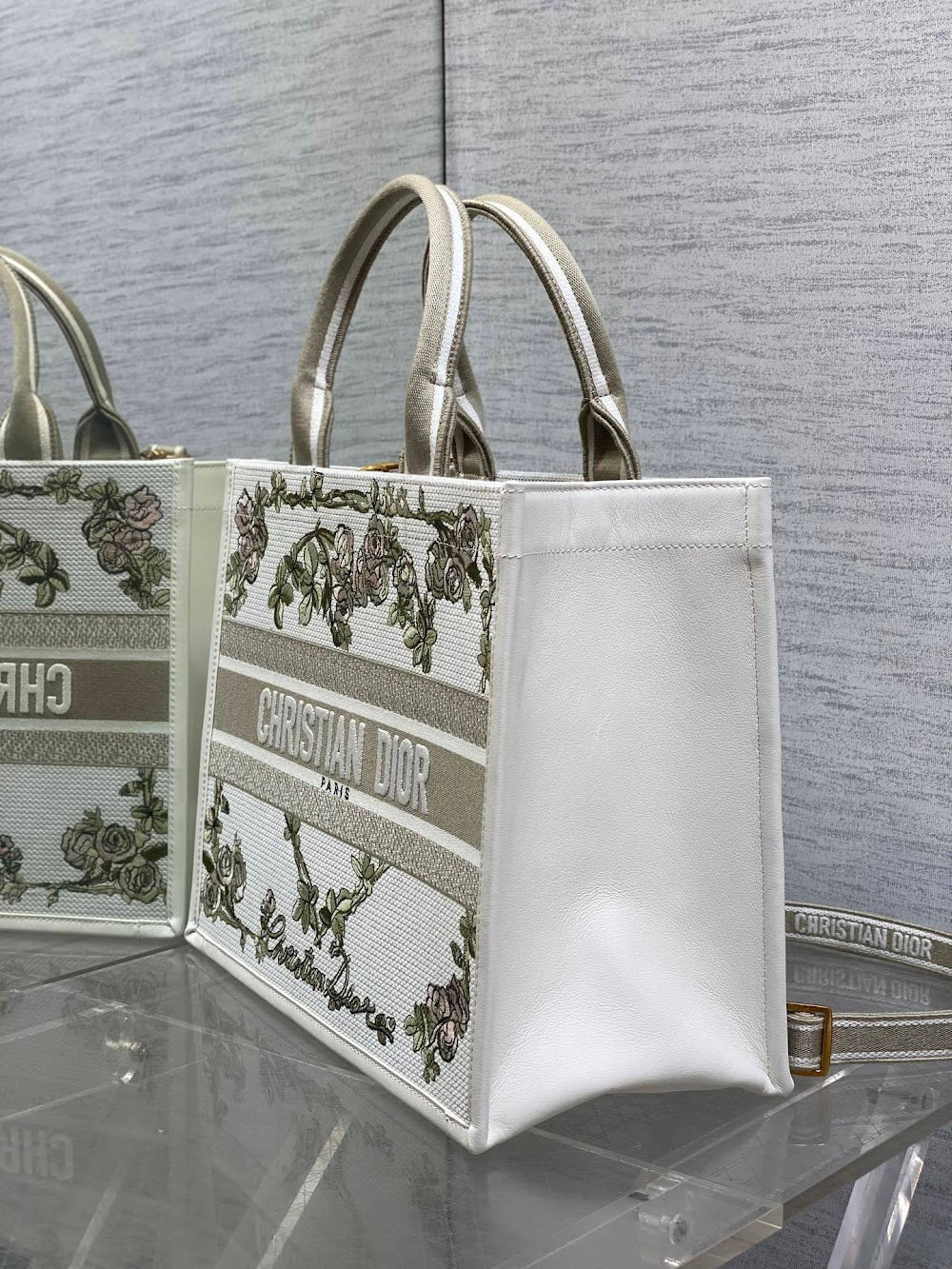 Dragons BagsDiorn Luxury Bag --115264