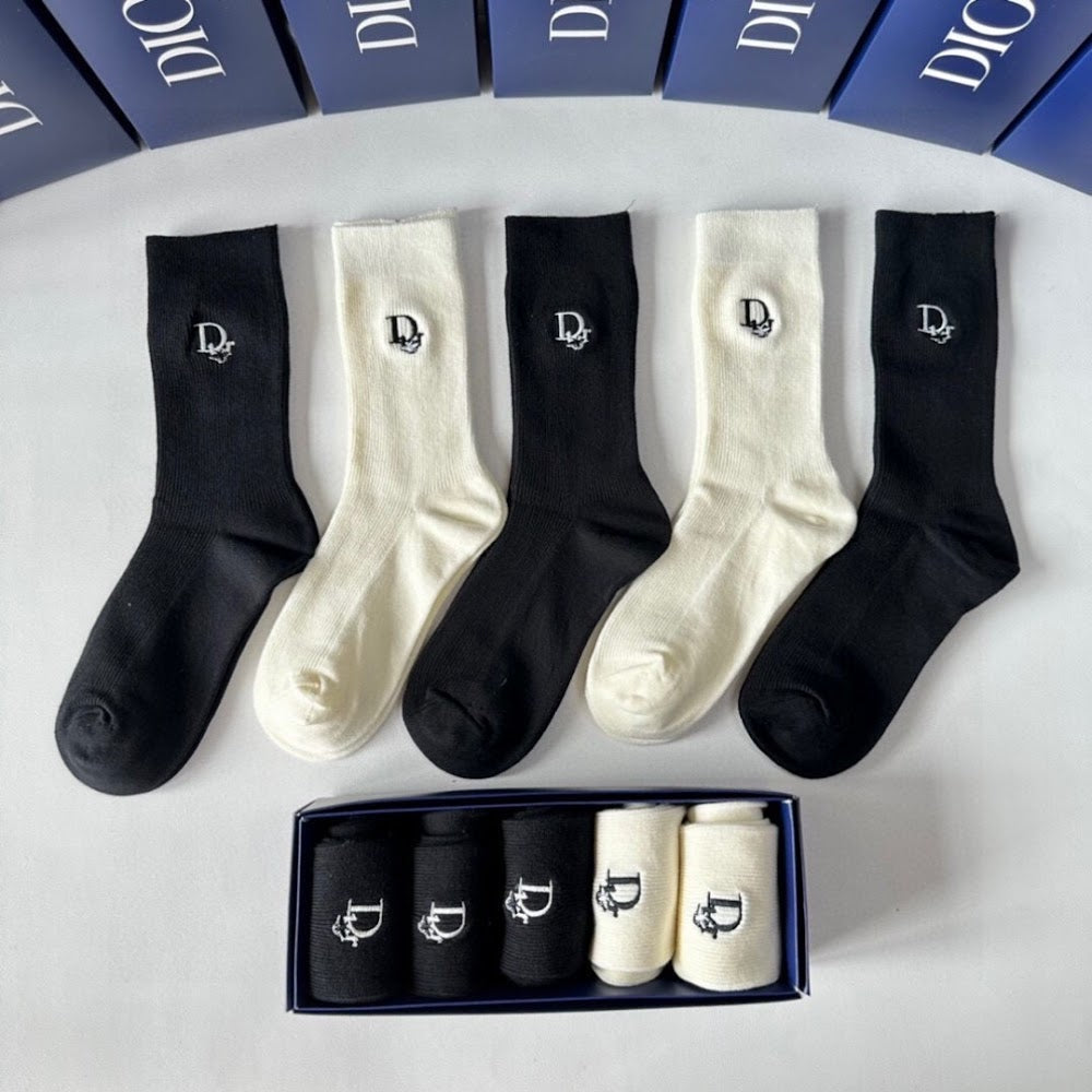 Dragons Bags Premium Luxury Socks --97934
