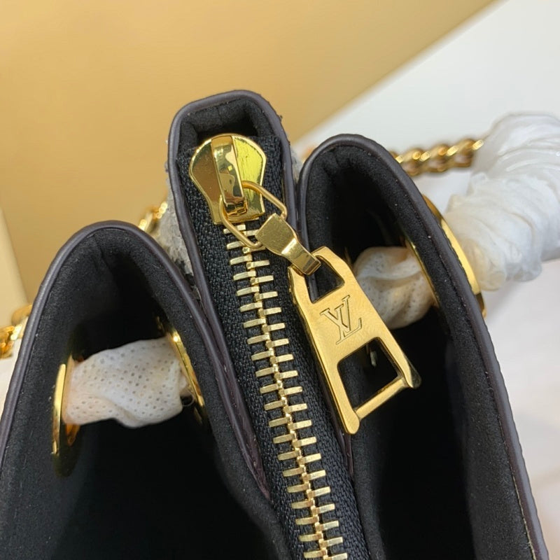 Dragons Bags ln Luxury Bag --59240