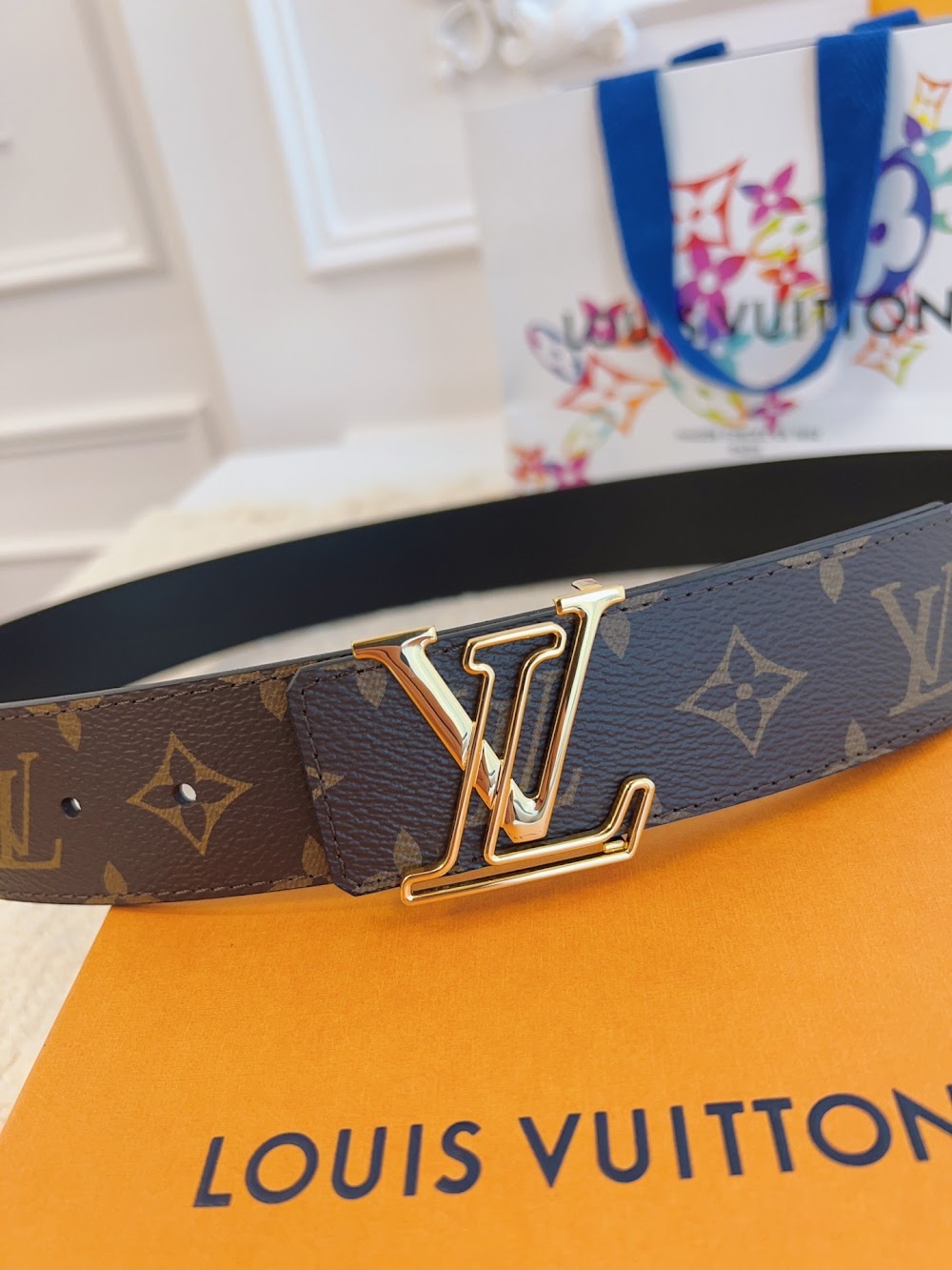 Dragons Bags ln Luxury Belt --100705