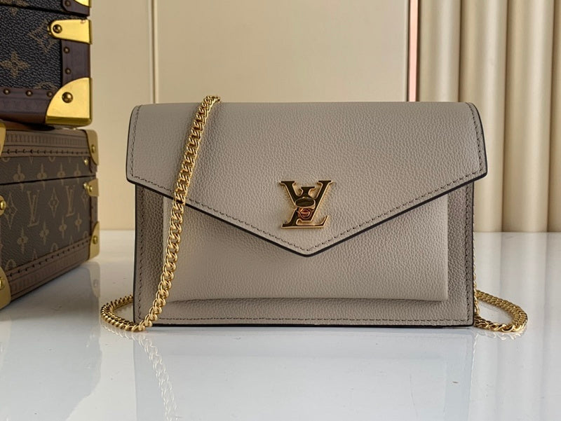 Dragons Bags ln Luxury Bag --56373