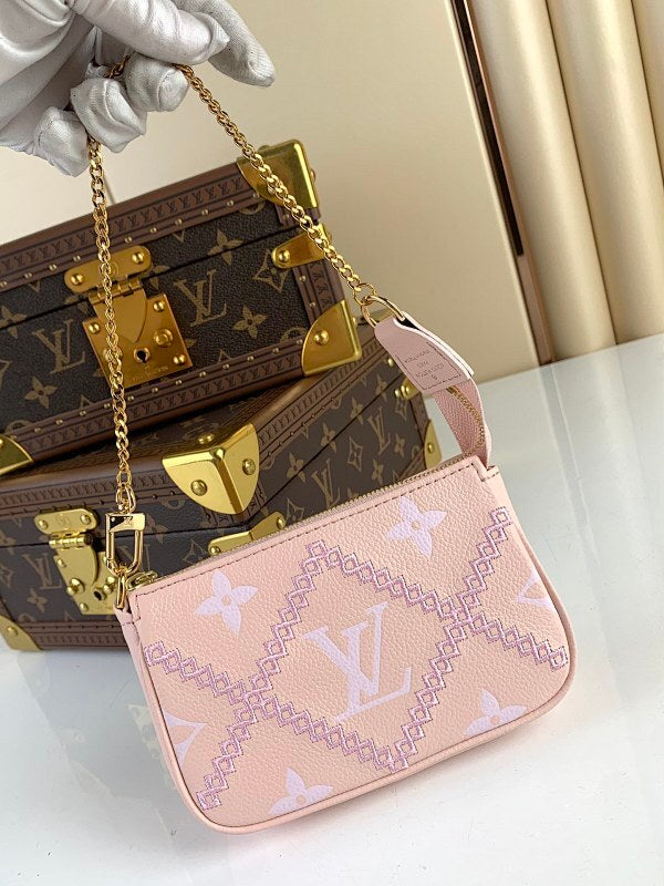 Dragons Bags ln Luxury Bag --67298