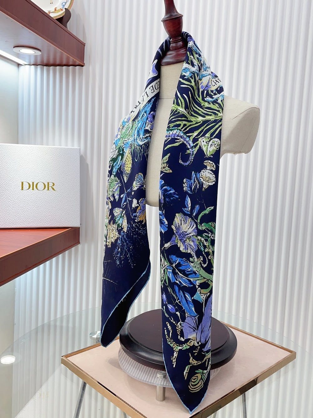 Dragons Bags Premium Designer Scarf --98853