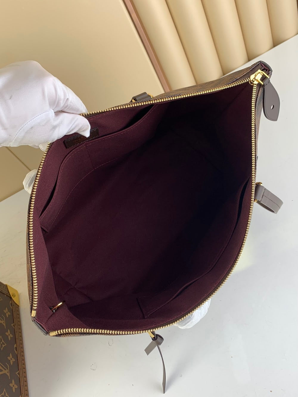 Dragons Bags ln Luxury Bag --60951