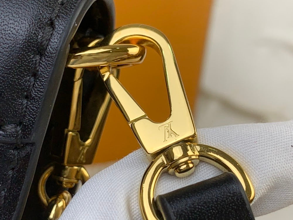 Dragons Bags ln Luxury Bag --62592
