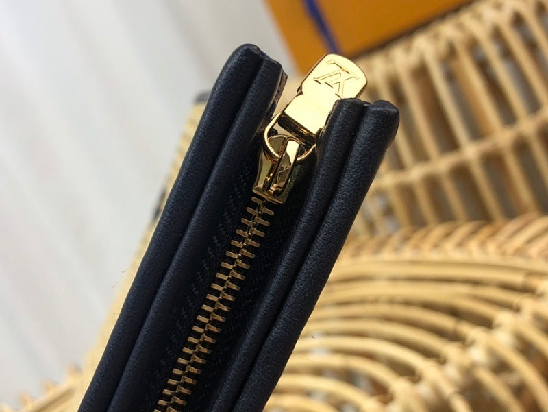 Dragons Bags ln Luxury Bag --66424
