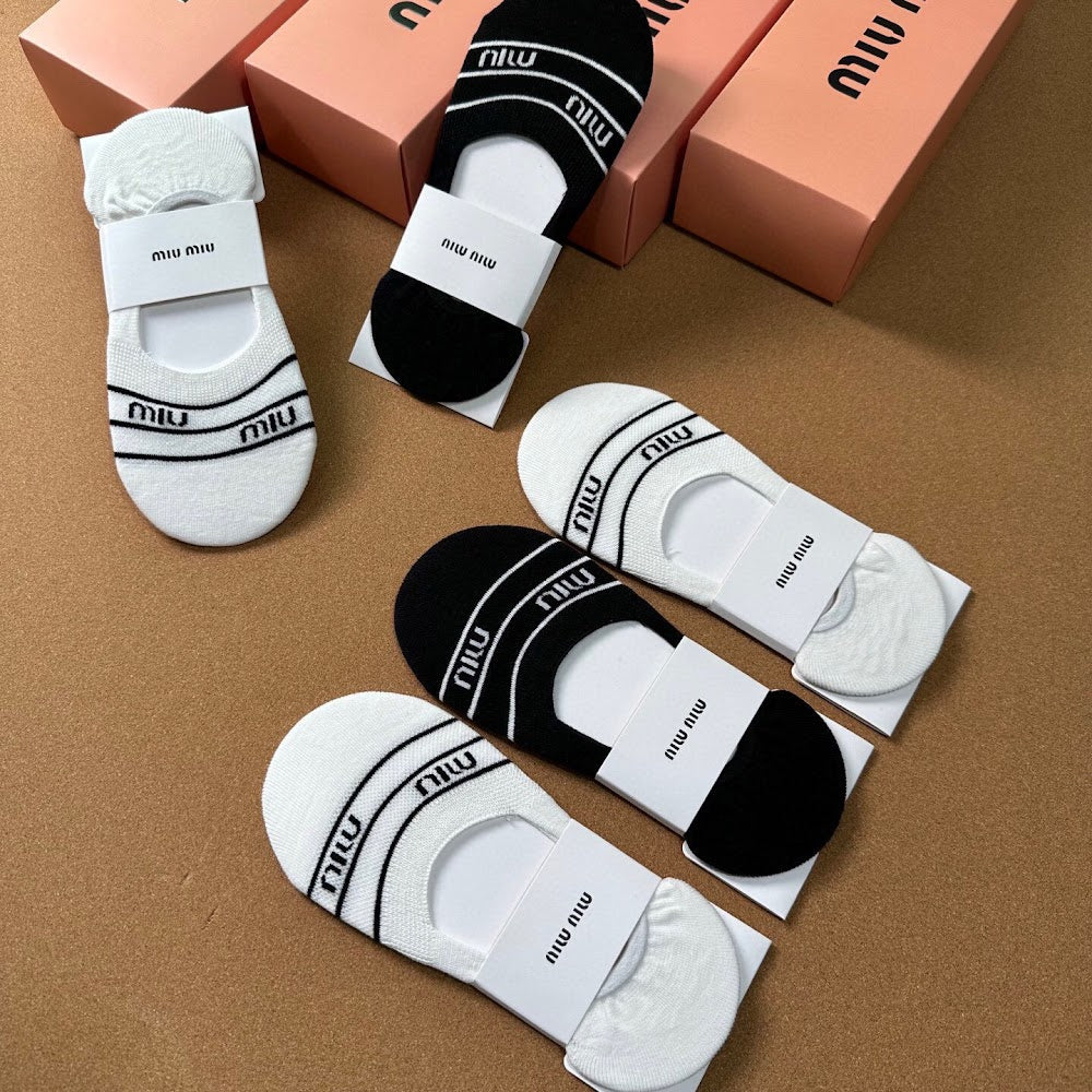 Dragons Bags Premium Luxury Socks --98649