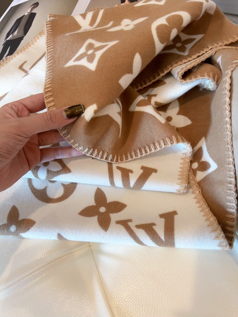 Dragons Bags Premium Designer Scarf --99118