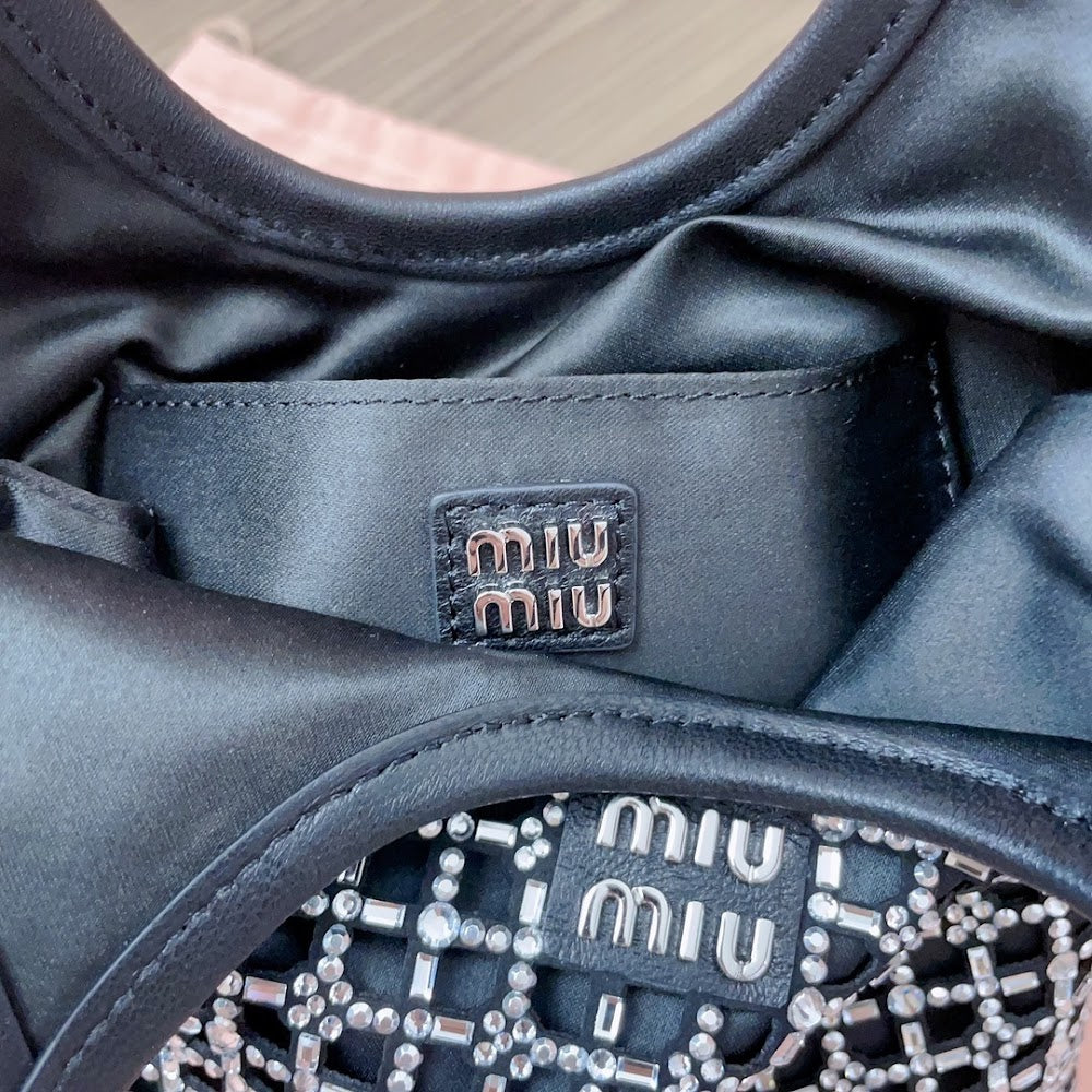 Dragons Bags Miun Miun Luxury Bag --122441