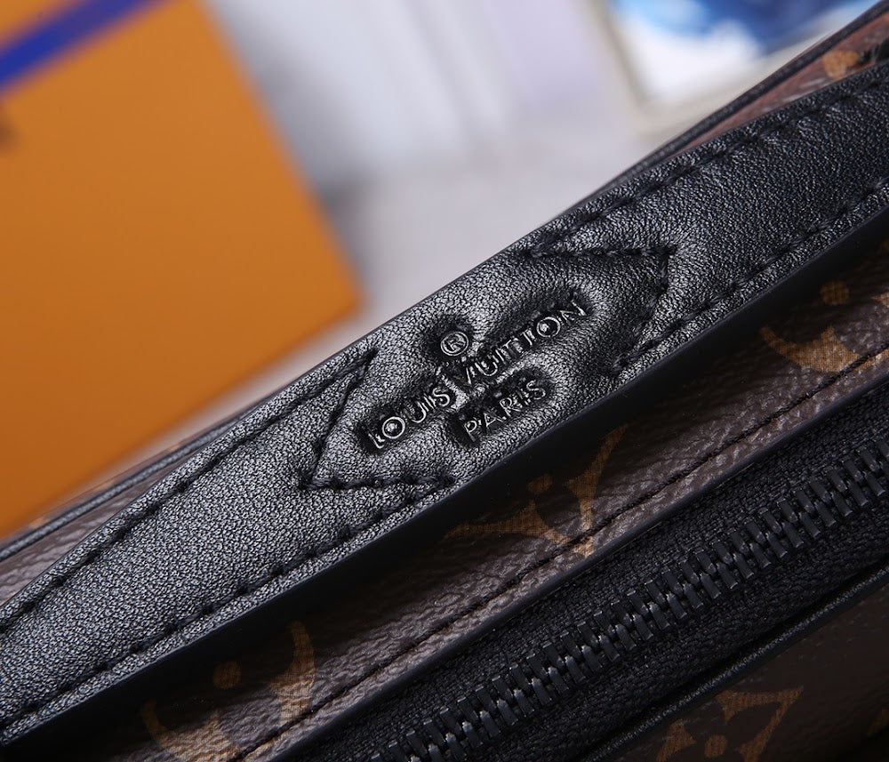Dragons Bags ln Luxury Bag --70102