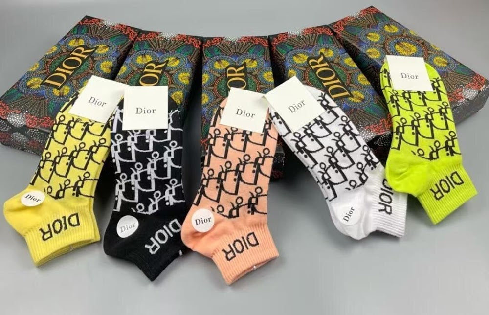 Dragons Bags Premium Luxury Socks --98453