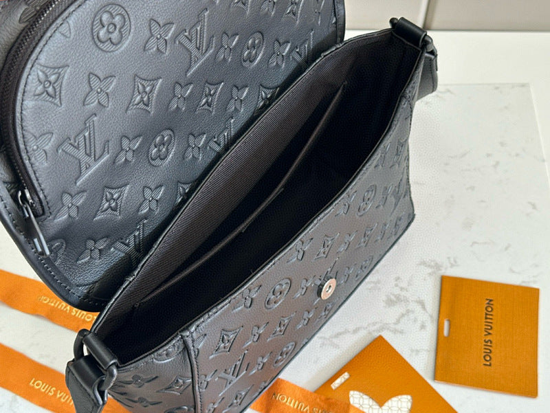 Dragons Bags ln Luxury Bag --70870