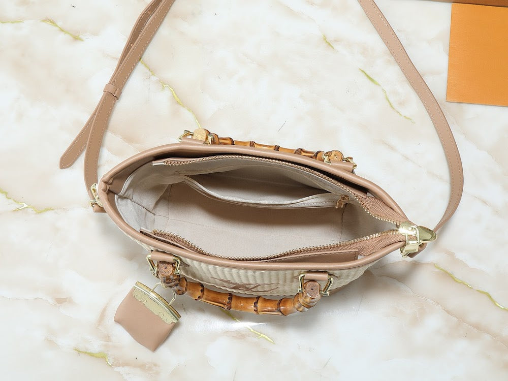 Dragons Bags ln Luxury Bag --81747
