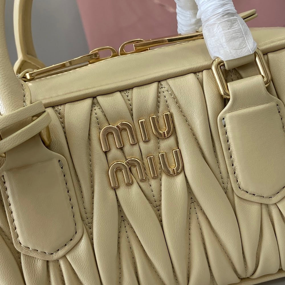 Dragons Bags Miun Miun Luxury Bag --122182
