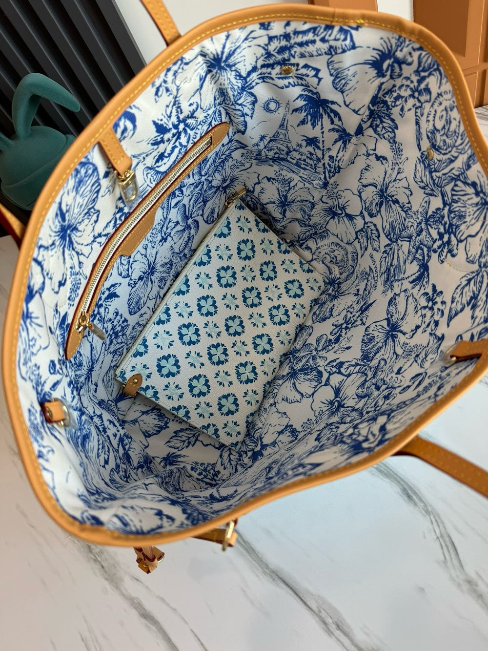 Dragons Bags ln Luxury Bag --81620