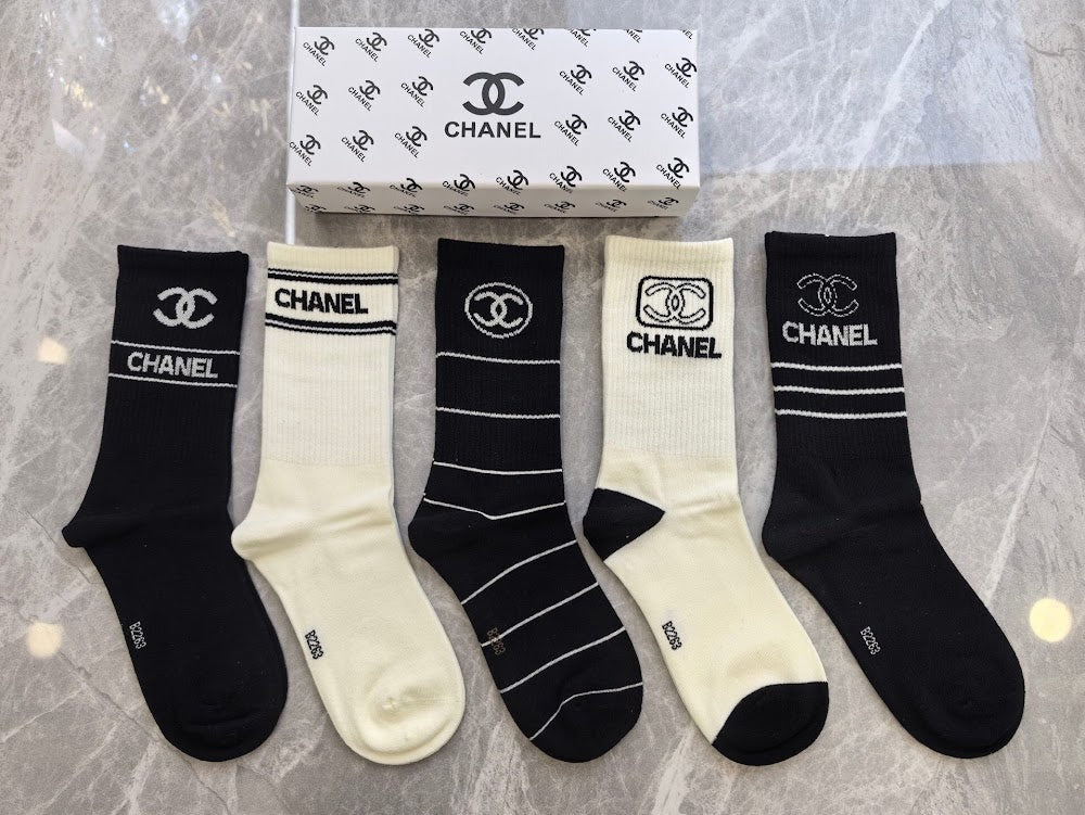 Dragons Bags Premium Luxury Socks --98419