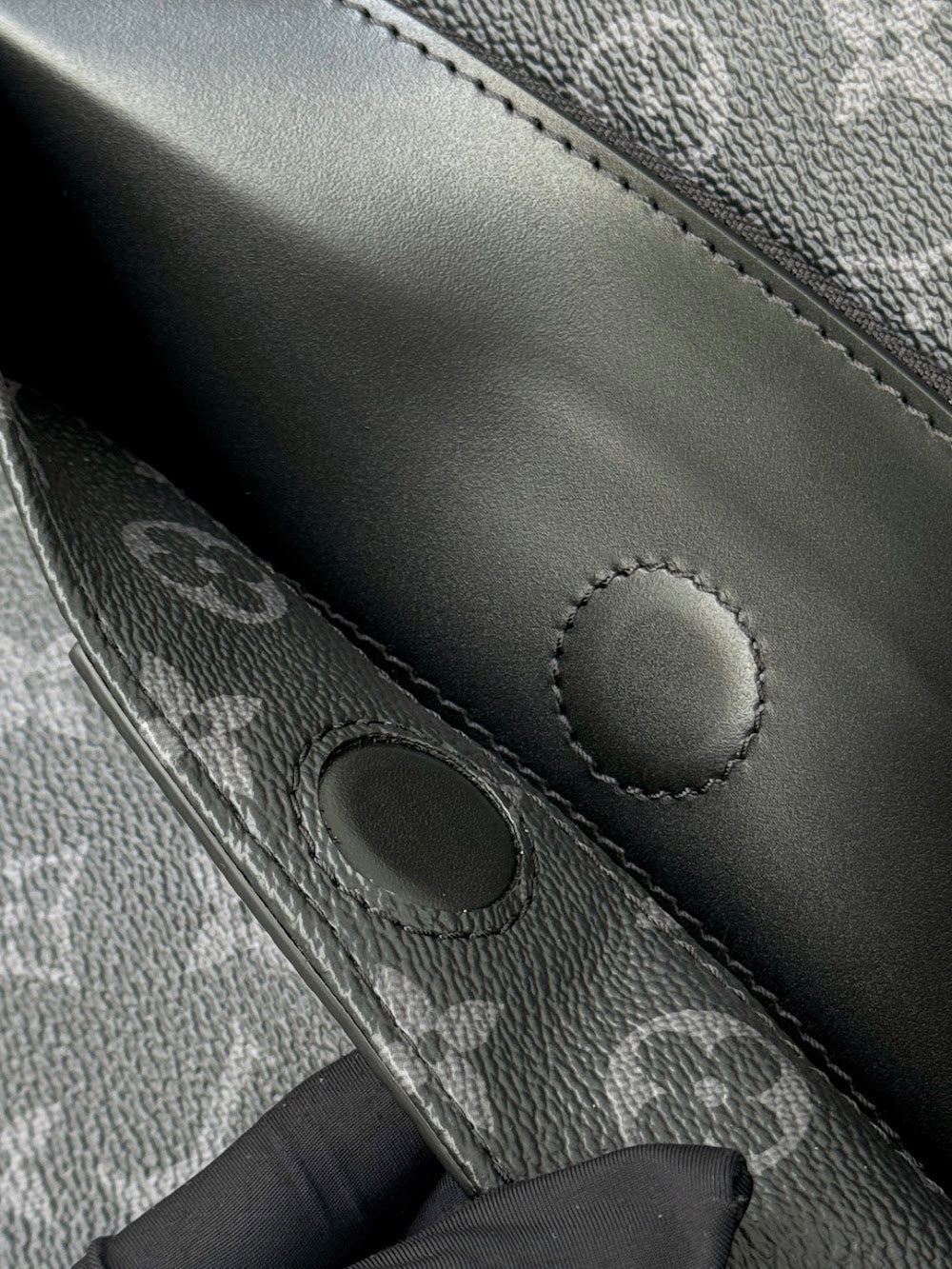 Dragons Bags ln Luxury Bag --97343