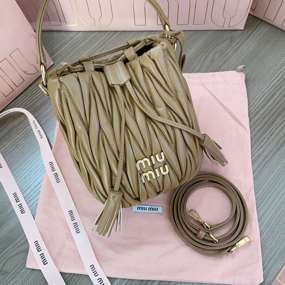 Dragons Bags Miun Miun Luxury Bag --122481