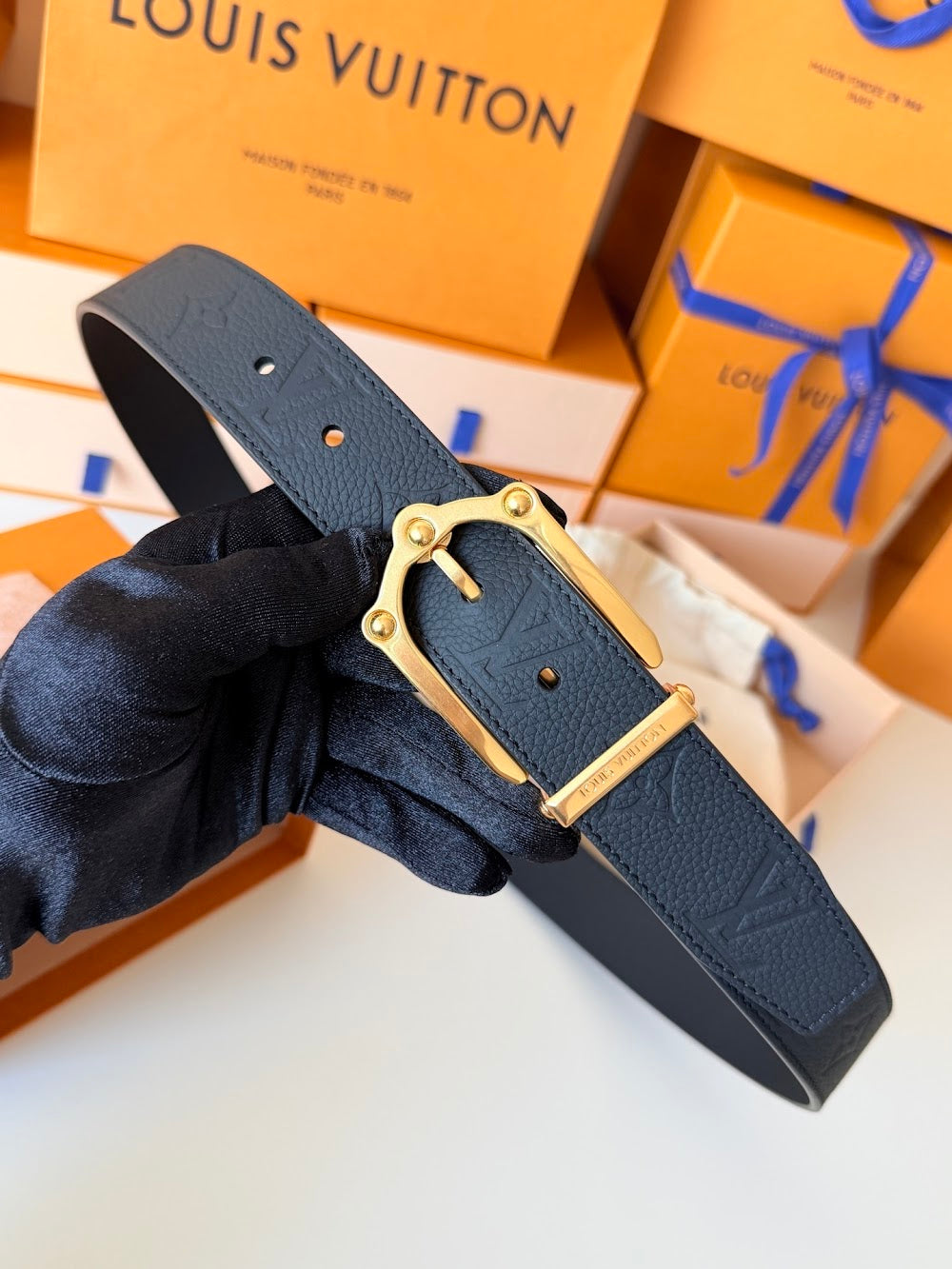 Dragons Bags ln Luxury Belt --110311