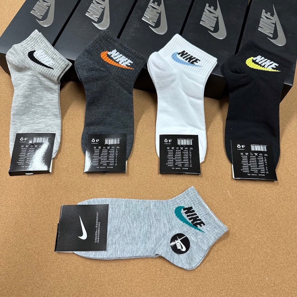 Dragons Bags Premium Luxury Socks --98312
