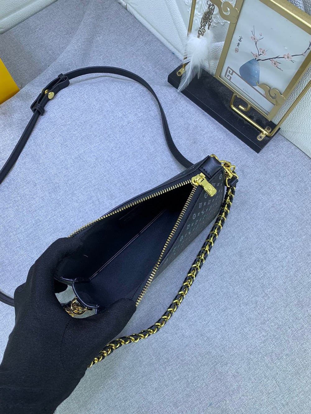 Dragons Bags ln Luxury Bag --81398