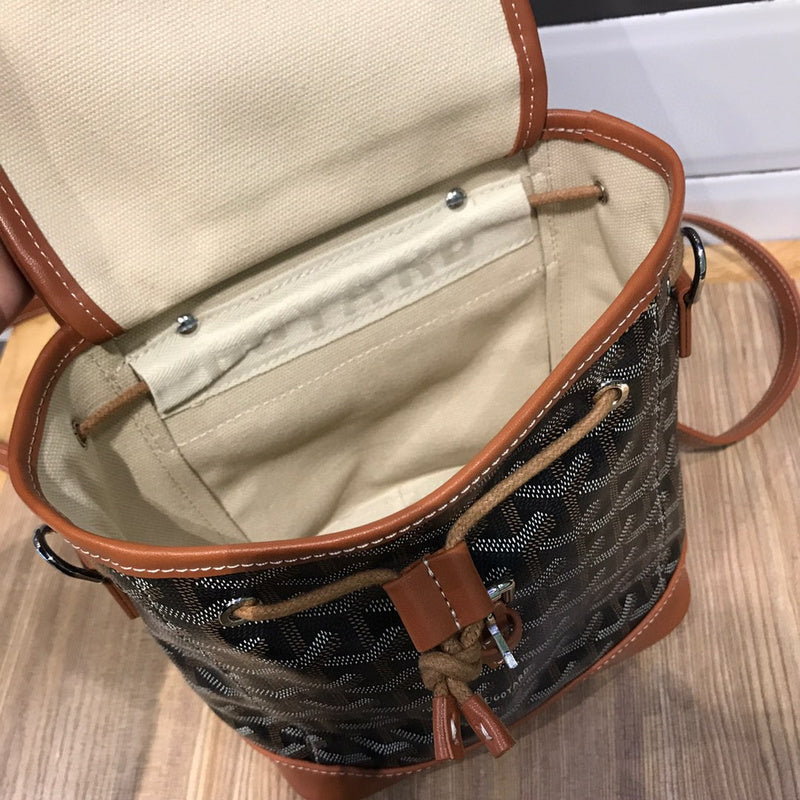 VBS - GOD Bags - 015