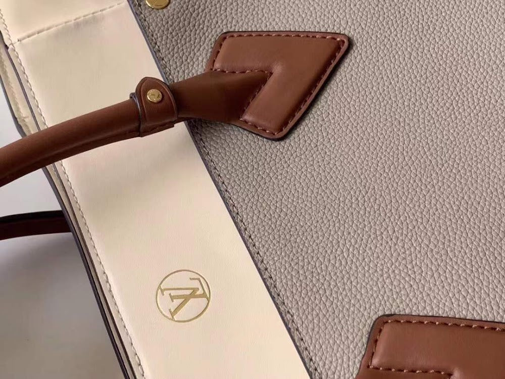 Dragons Bags ln Luxury Bag --60469