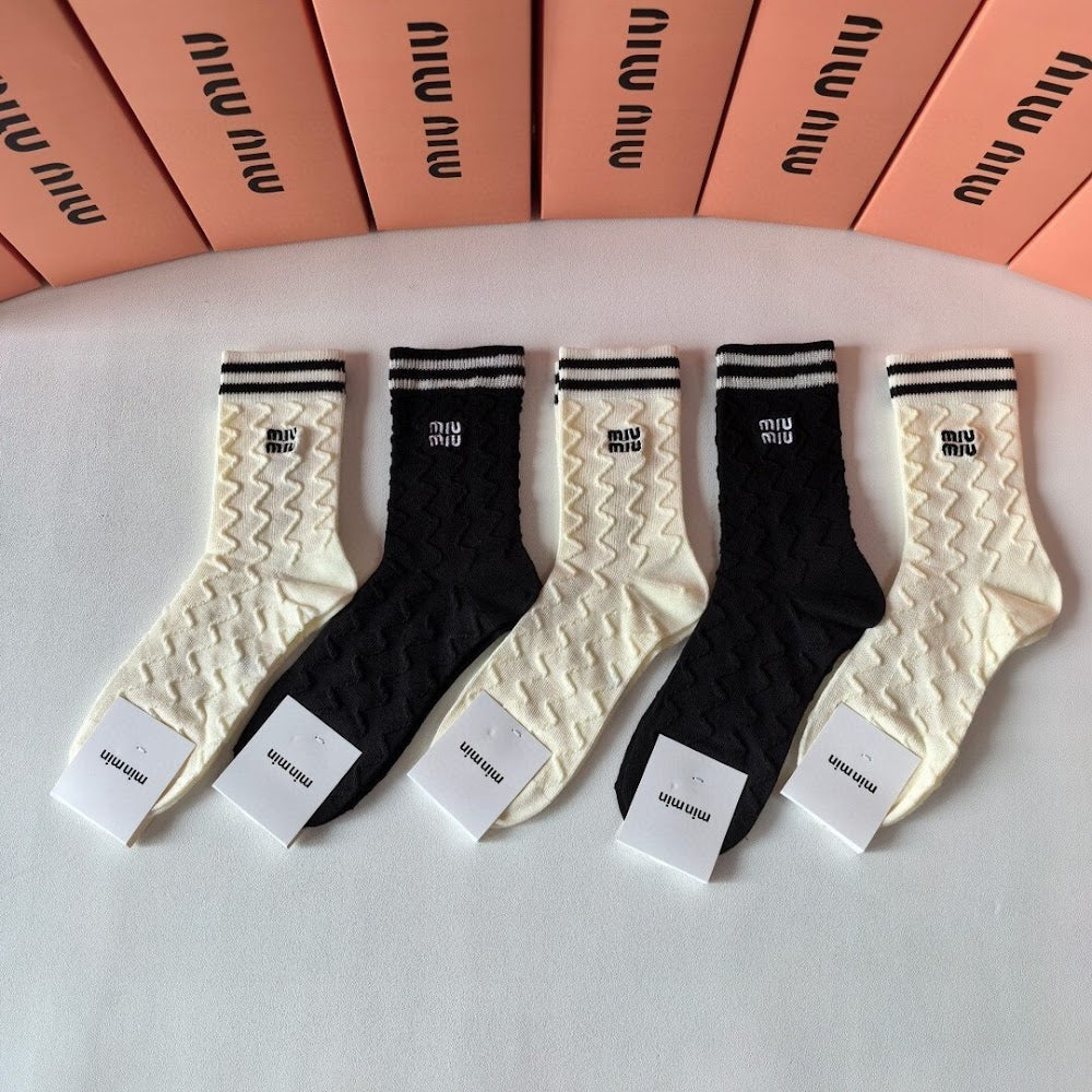 Dragons Bags Premium Luxury Socks --97889