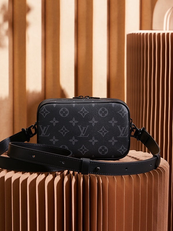 Dragons Bags ln Luxury Bag --71050