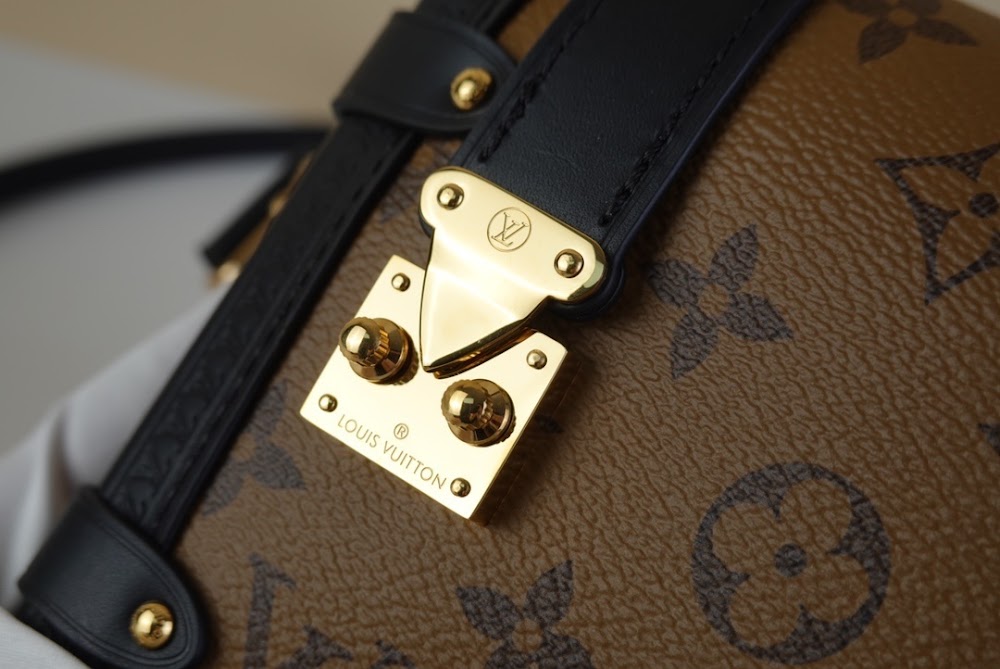 Dragons Bags ln Luxury Bag --68171