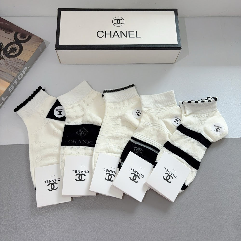 Dragons Bags Premium Luxury Socks --98111