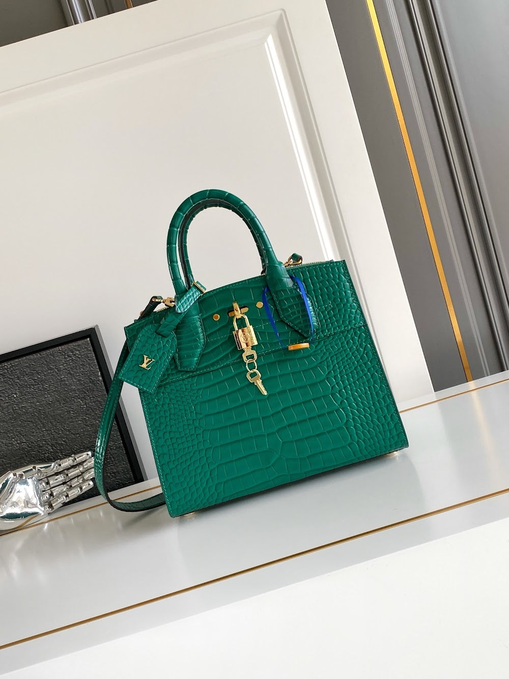 Dragons Bags ln Luxury Bag --96198