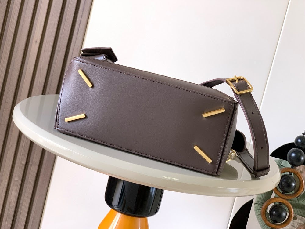 Dragons Bags Lowen Luxury Bag --99950