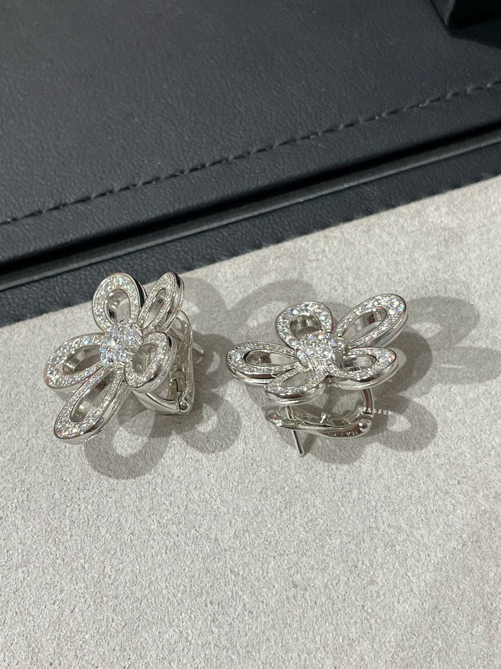 Dragons Bags VCA Luxury Jewelry --51913