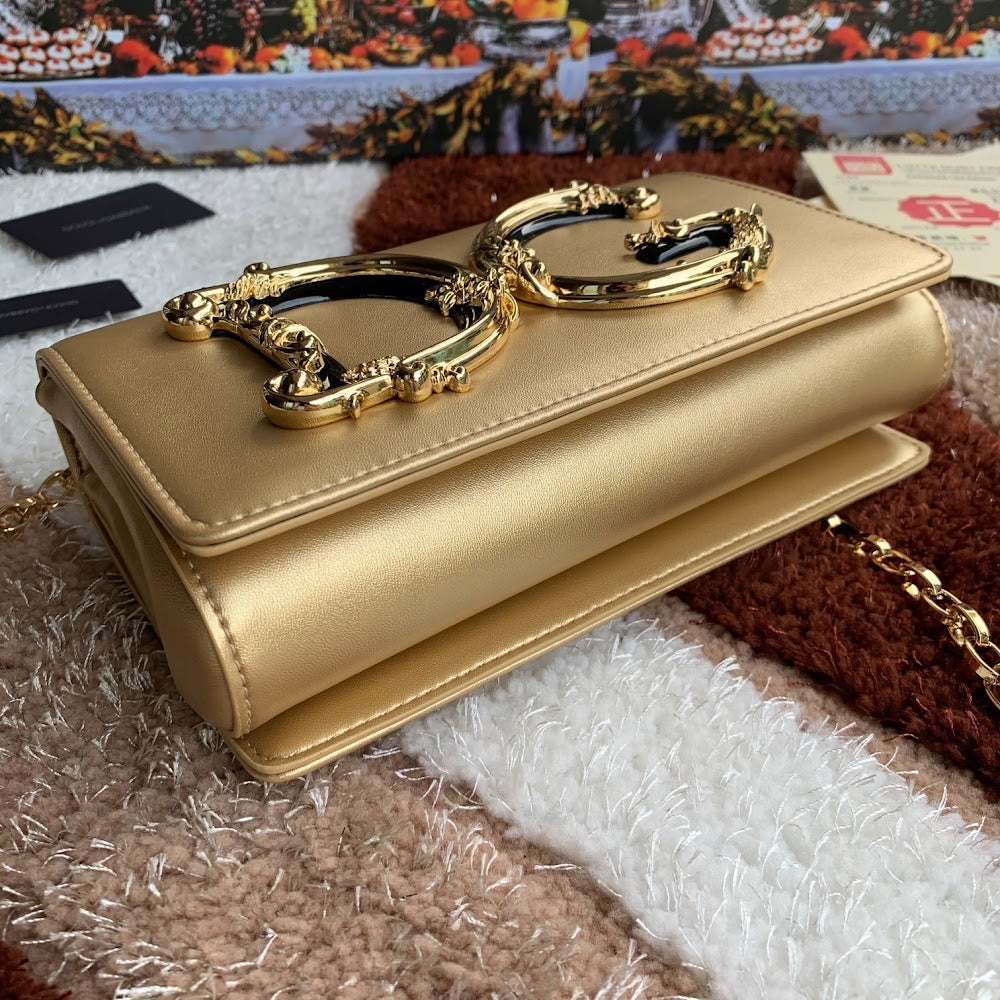new-luxury-designer-bags-nm16970