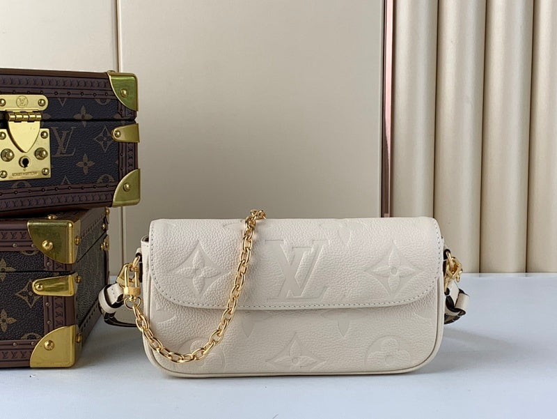 Dragons Bags ln Luxury Bag --58974