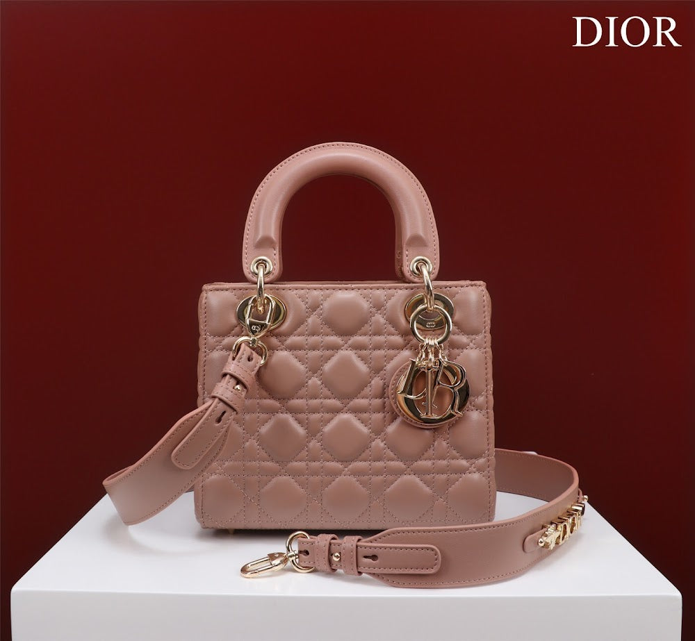 Dragons BagsDiorn Luxury Bag --115918