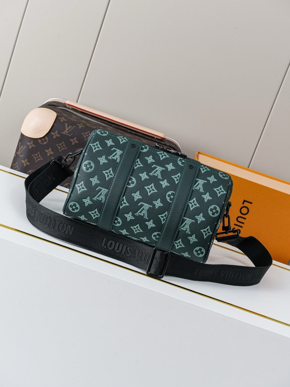 Dragons Bags ln Luxury Bag --71578