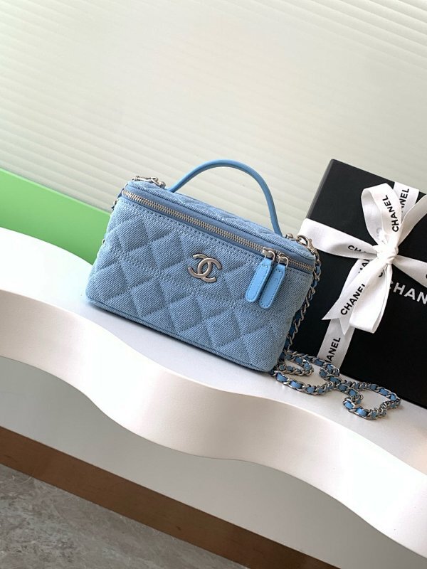 new-luxury-designer-bags-nm9760