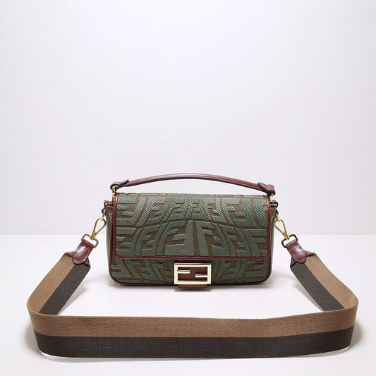 new-luxury-designer-bags-nm15286